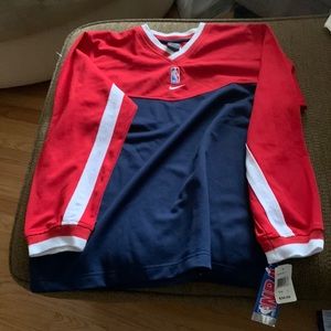 Nike NBA  officially licensed boys shirt